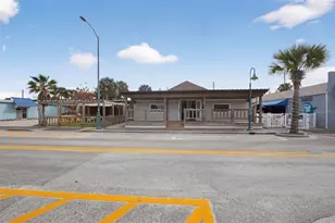 411 Flagler Ave, New Smyrna Beach, FL 32169 - Photo 1