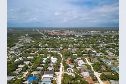 808 E 1st Avenue, New Smyrna Beach, FL 32169 - Photo 29
