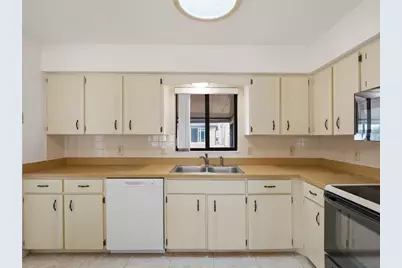 808 E 1st Avenue, New Smyrna Beach, FL 32169 - Photo 13