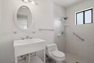 808 E 1st Ave, New Smyrna Beach, FL 32169 - Photo 17