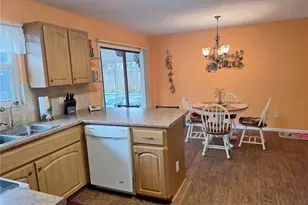 2707 Pine Tree Dr, Edgewater, FL 32141 - Photo 9