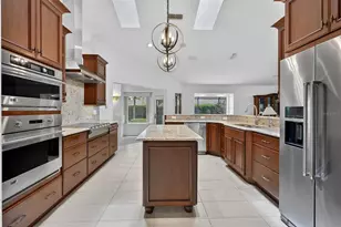 923 Club House Blvd, New Smyrna Beach, FL 32168 - Photo 17