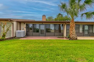 1262 Charter Oaks Cir, Daytona Beach, FL 32117 - Photo 21