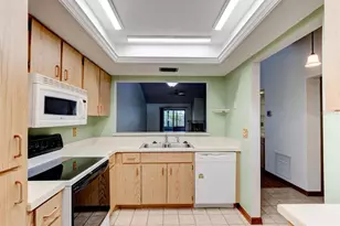 1262 Charter Oaks Cir, Daytona Beach, FL 32117 - Photo 9