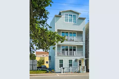 140 Julia Street, New Smyrna Beach, FL 32168 - Photo 1