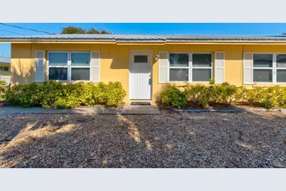 712-714 Oakwood Avenue, New Smyrna Beach, FL 32169 - Photo 3
