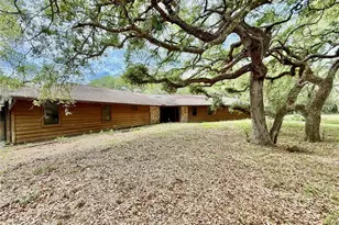 175 Baywood Dr, Oak Hill, FL 32759 - Photo 1