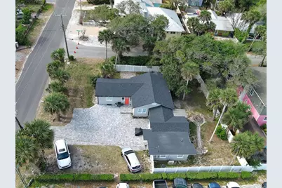 200 S Pine Street, New Smyrna Beach, FL 32169 - Photo 3