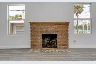 205 N Wild Olive Avenue, Daytona Beach, FL 32118 - Photo 11