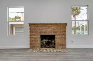205 N Wild Olive Ave, Daytona Beach, FL 32118 - Photo 11