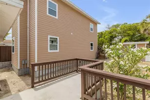205 N Wild Olive Ave, Daytona Beach, FL 32118 - Photo 31