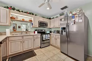 10 Lakepoint Cir, Port Orange, FL 32128 - Photo 11