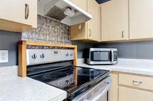 1302 Bond St, Edgewater, FL 32132 - Photo 17