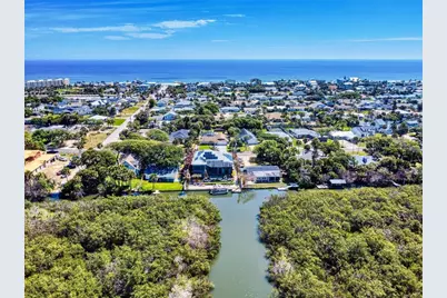 4605 Saxon Drive, New Smyrna Beach, FL 32169 - Photo 41