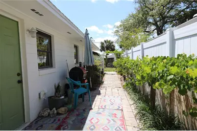 825 E 23rd Avenue, New Smyrna Beach, FL 32169 - Photo 17