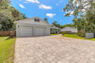 1107 S Orange St, New Smyrna Beach, FL 32168 - Photo 3