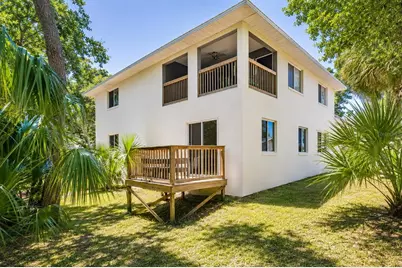 601 E 2nd Avenue, New Smyrna Beach, FL 32169 - Photo 3