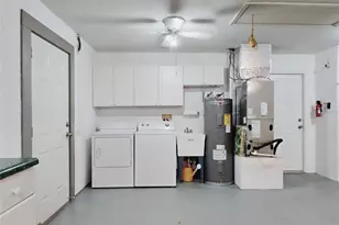 111 Valencia Dr, Edgewater, FL 32132 - Photo 43