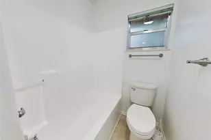 111 Valencia Dr, Edgewater, FL 32132 - Photo 27