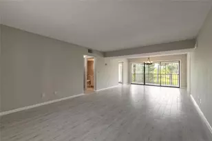 275 Indigo Dr, Daytona Beach, FL 32114 - Photo 7