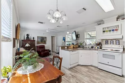 207 Mary Avenue, New Smyrna Beach, FL 32168 - Photo 35