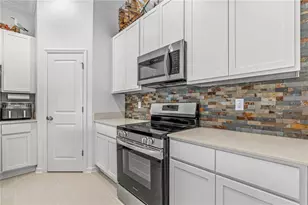 5317 Diamondleaf Dr, Edgewater, FL 32141 - Photo 13