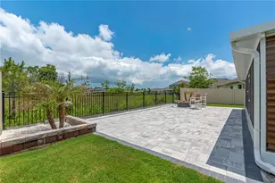 5317 Diamondleaf Dr, Edgewater, FL 32141 - Photo 7