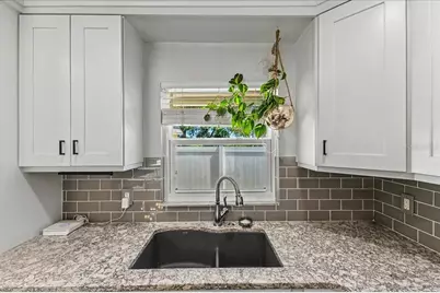 133 Parkwood Lane, Edgewater, FL 32132 - Photo 15