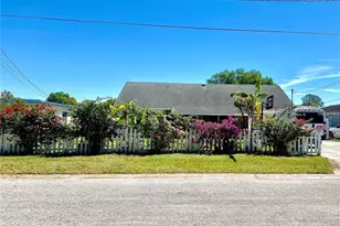 607 N Forrest Ave, Kissimmee, FL 34741 - Photo 1