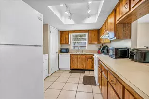 428 Banana Cay Dr, South Daytona, FL 32119 - Photo 9