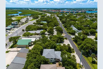 601 E 2nd Avenue, New Smyrna Beach, FL 32169 - Photo 11