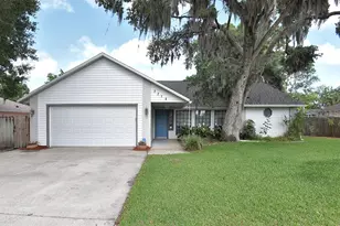 2213 Pine Tree Dr, Edgewater, FL 32141 - Photo 7
