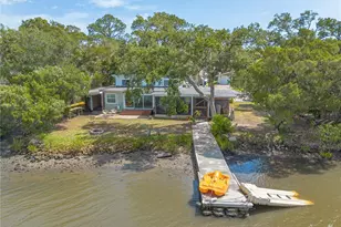 5528 W Bayshore Dr, Port Orange, FL 32127 - Photo 1