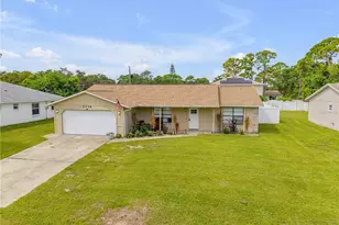 2726 Evergreen Dr, Edgewater, FL 32141 - Photo 7