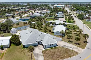 1227 Belaire Dr, Daytona Beach, FL 32118 - Photo 25