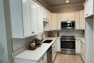 3082 Isles Wy, New Smyrna Beach, FL 32168 - Photo 3