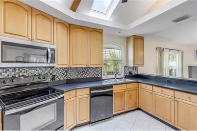 320 Due East Street, New Smyrna Beach, FL 32169 - Photo 29