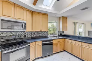 320 Due East St, New Smyrna Beach, FL 32169 - Photo 29