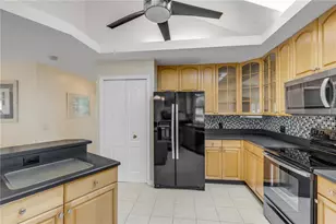 320 Due East St, New Smyrna Beach, FL 32169 - Photo 33