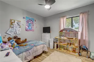 2550 Vespero St, Deltona, FL 32738 - Photo 19