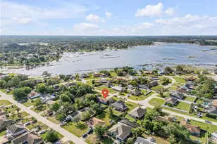 2550 Vespero St, Deltona, FL 32738 - Photo 27