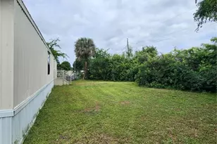 128 Center St, Oak Hill, FL 32759 - Photo 3