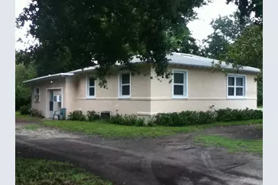 486 Oak Street, New Smyrna Beach, FL 32168 - Photo 1