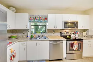2737 Fern Palm Dr, Edgewater, FL 32141 - Photo 11