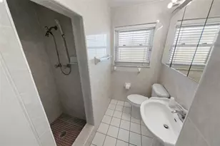 402 Seaview Ave, Daytona Beach, FL 32118 - Photo 27