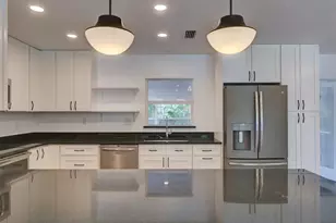 305 Sunset Dr, Sanford, FL 32773 - Photo 3