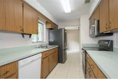110 Cambridge Drive, Port Orange, FL 32127 - Photo 9