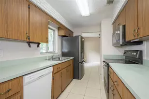110 Cambridge Dr, Port Orange, FL 32127 - Photo 9