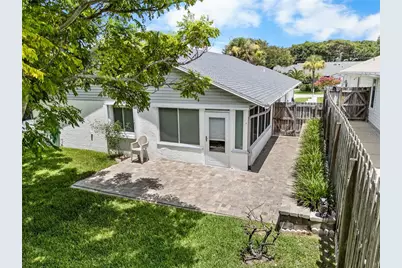 815 E 23rd Avenue, New Smyrna Beach, FL 32169 - Photo 15