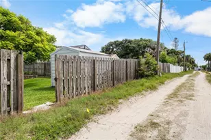 815 E 23rd Ave, New Smyrna Beach, FL 32169 - Photo 53